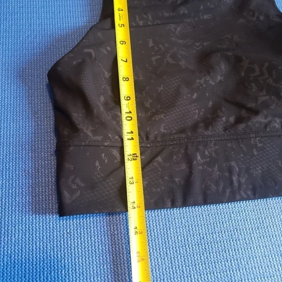 Lululemon Stronger As One Long Line Bra - Picture 8 of 11